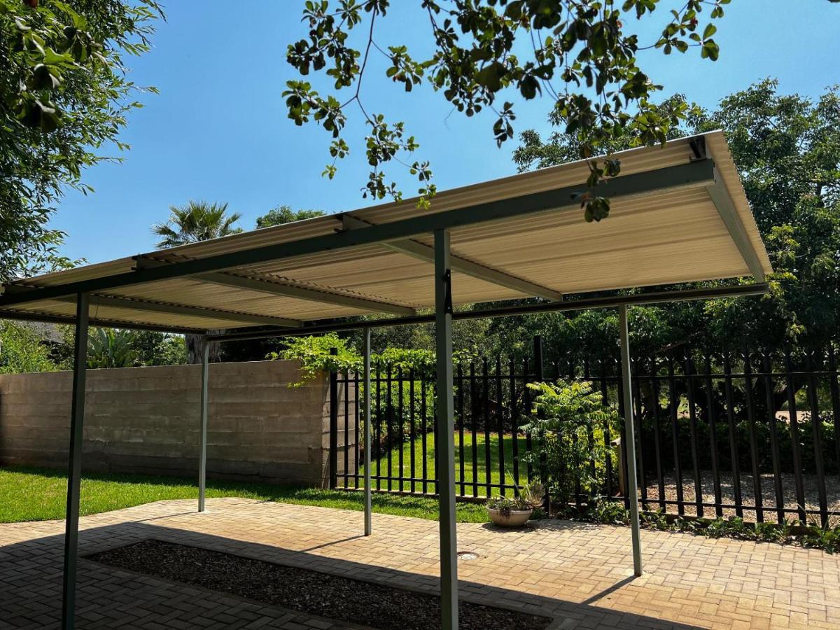 Apartamento Moya-Sky Komatipoort Exterior foto