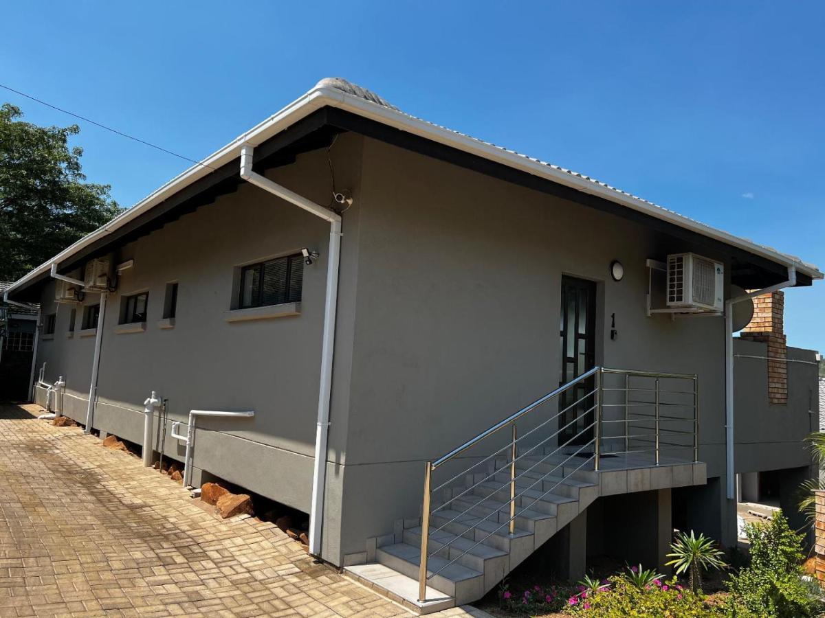 Apartamento Moya-Sky Komatipoort Exterior foto